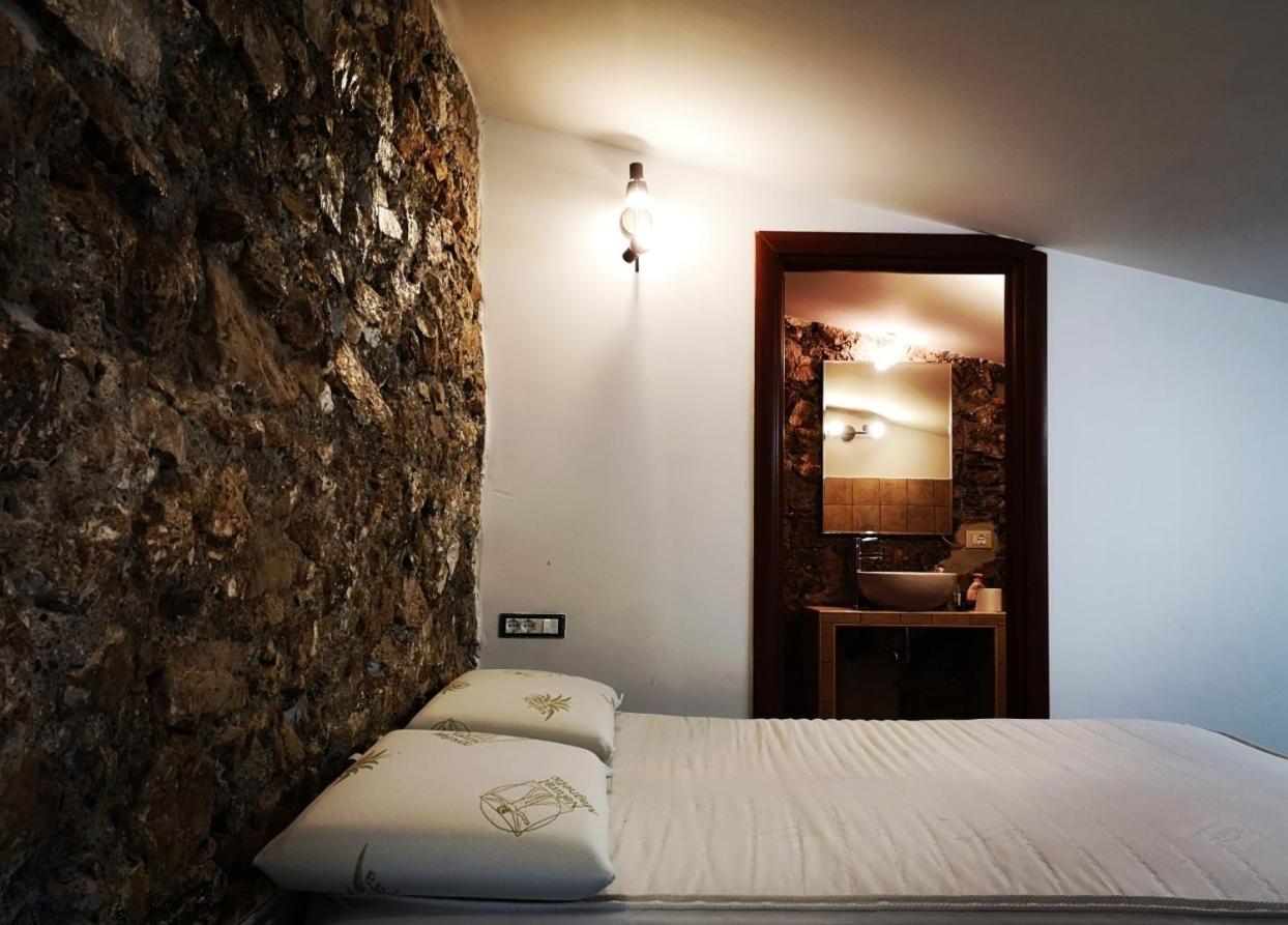 Casetta Nel Centro Storico Apartment Norma ภายนอก รูปภาพ